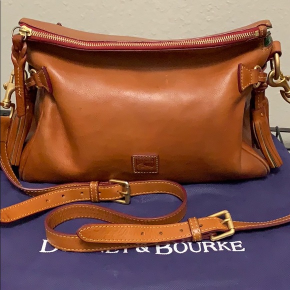 Dooney & Bourke Handbags - Dooney and bourke Florentine crossbody